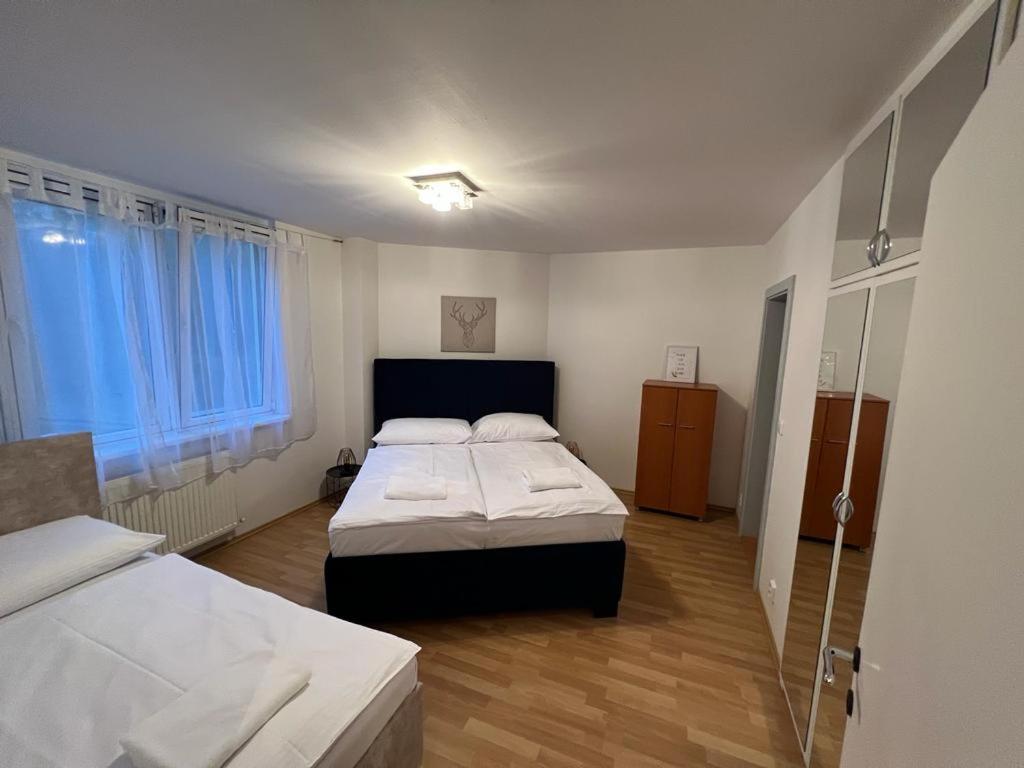 Iren Apartment Pozsony Kültér fotó