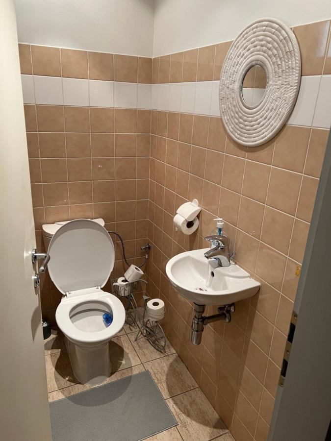 Iren Apartment Pozsony Kültér fotó